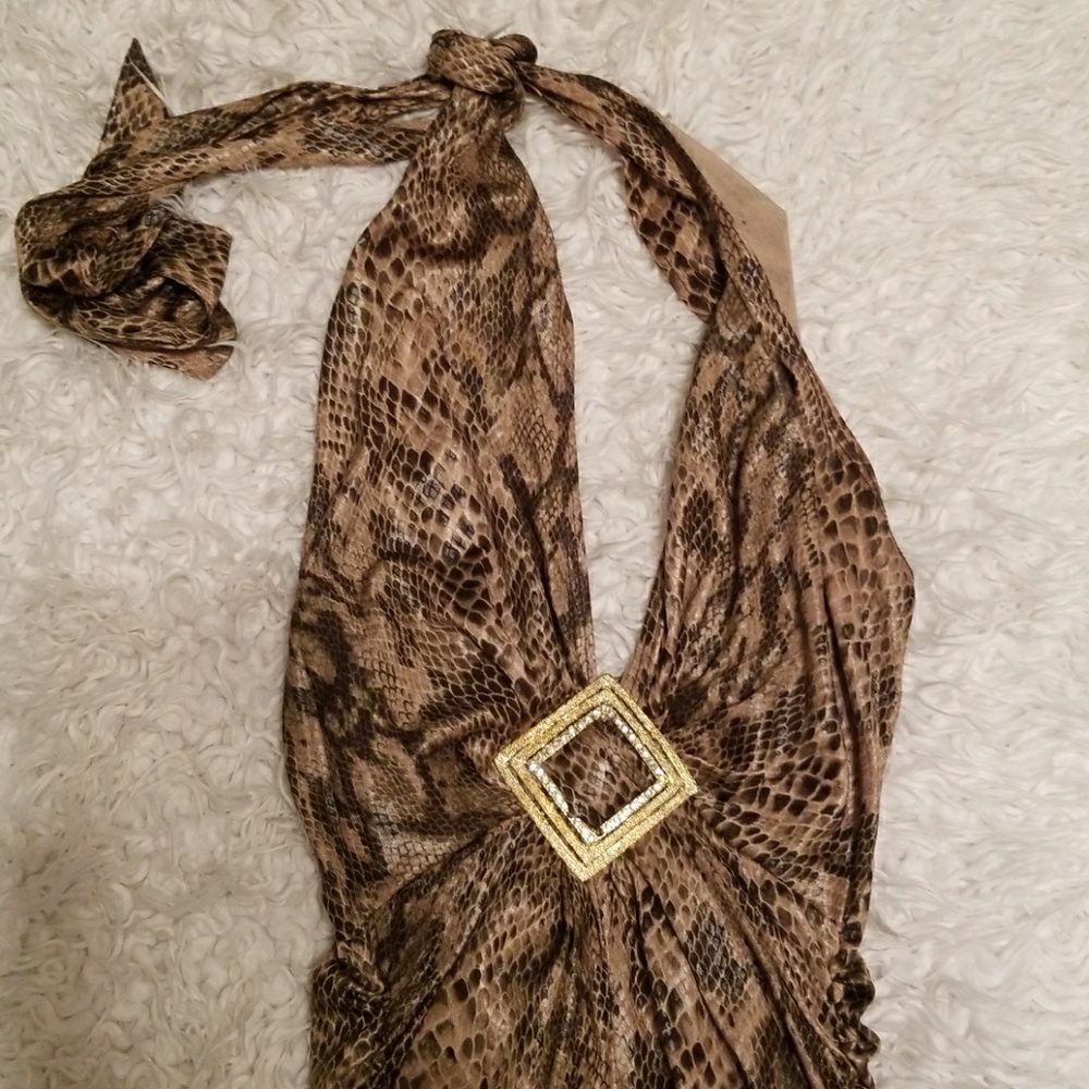 Dress - Picture 1 of 3